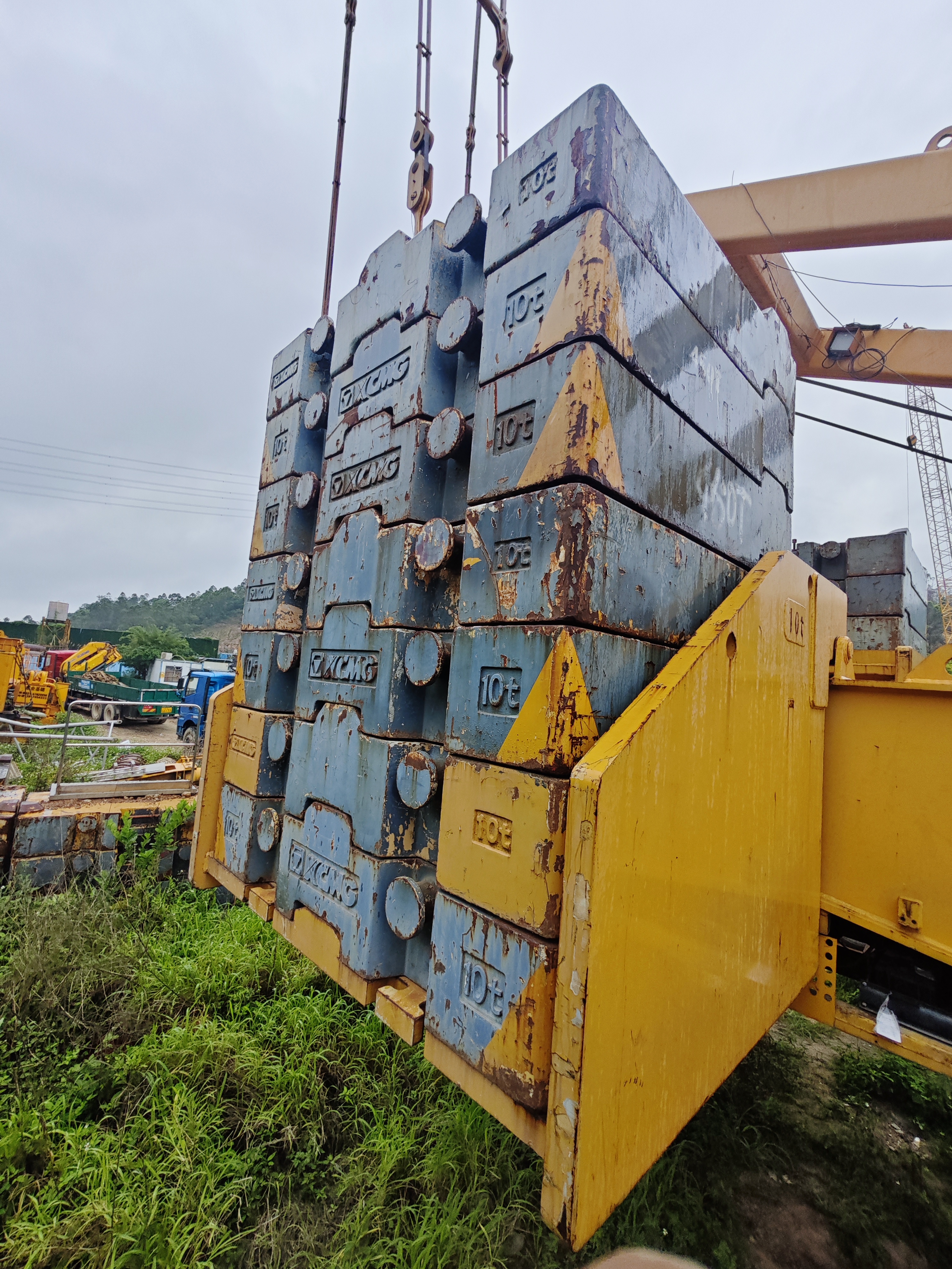 徐工QUY450履带式起重机