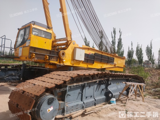 徐工XGC500履带式起重机