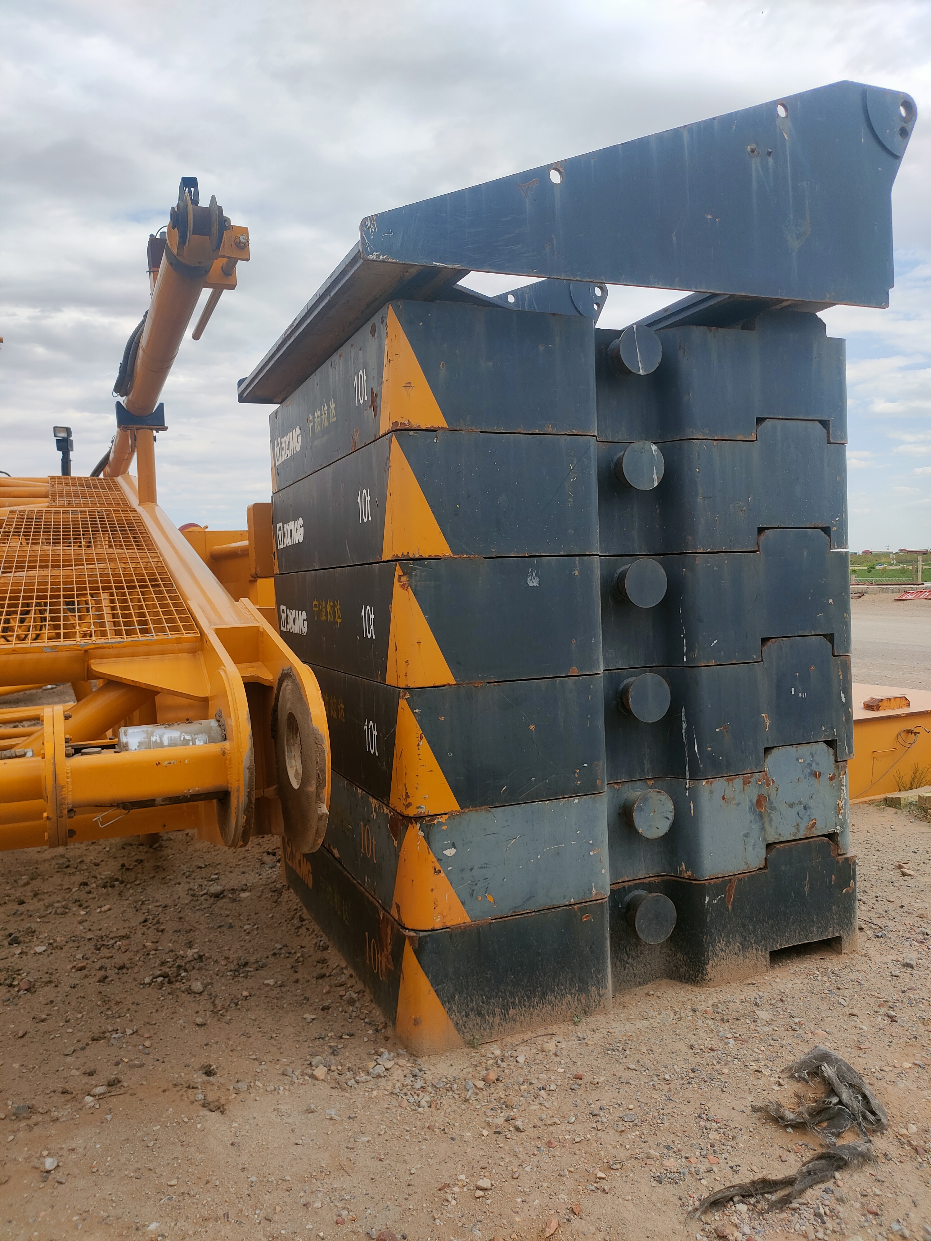 徐工XGC500履带式起重机