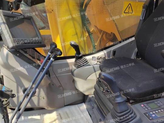 徐工XR280D旋挖鉆機