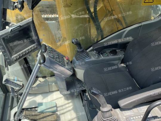 徐工XR280D旋挖鉆機