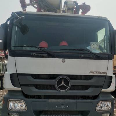 徐工HB52V泵车