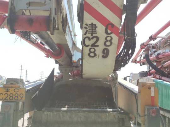 徐工HB62V泵车