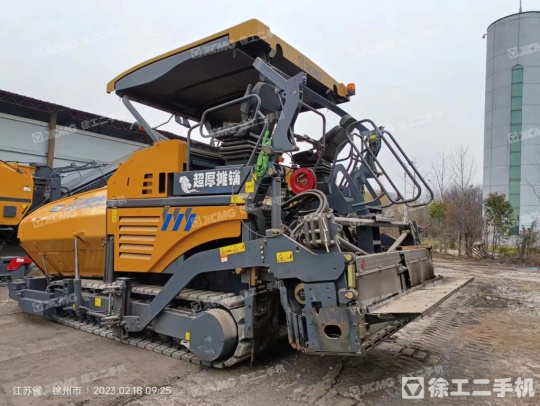 徐工RP1253T攤鋪機(jī)