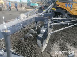 徐工RP1253T攤鋪機