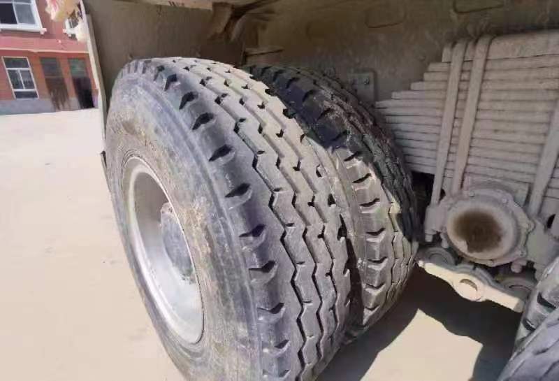 徐工LMLW311自卸车（国Ⅵ）