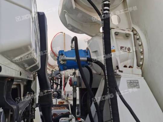 徐工YZLW691搅拌车(国Ⅵ)