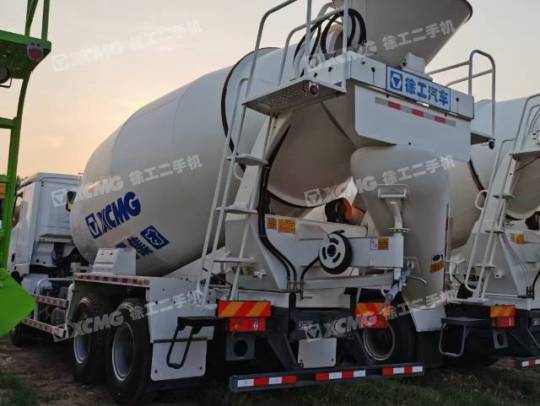 徐工YZLW691搅拌车(国Ⅵ)