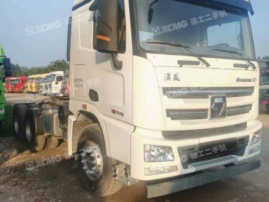 徐工HEFW211牵引车(国Ⅵ)