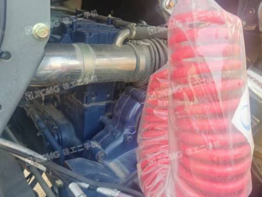 徐工HEFW211牵引车(国Ⅵ)