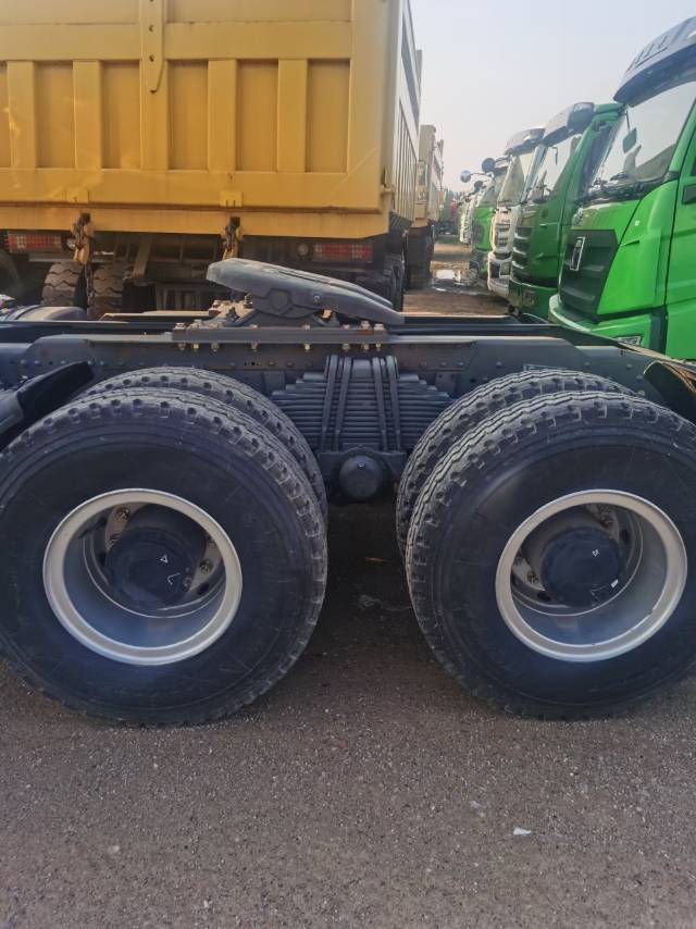 徐工HEFW211牵引车（国Ⅵ）