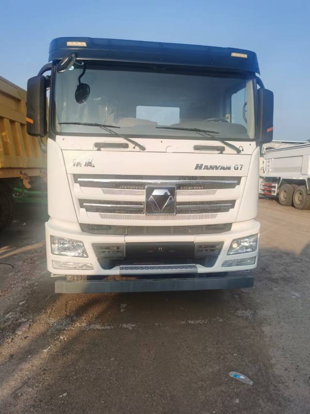 徐工HEFW211牵引车（国Ⅵ）