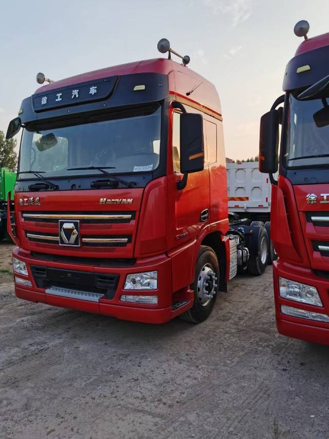 徐工LWAW221牵引车（国Ⅵ）