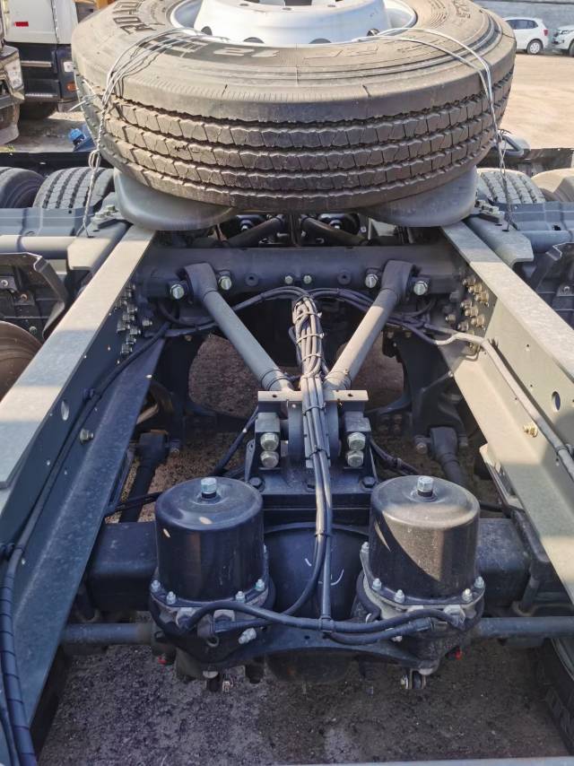 徐工LEFW252L牵引车（国Ⅵ）