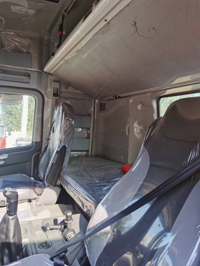 徐工LEFW252L牵引车（国Ⅵ）