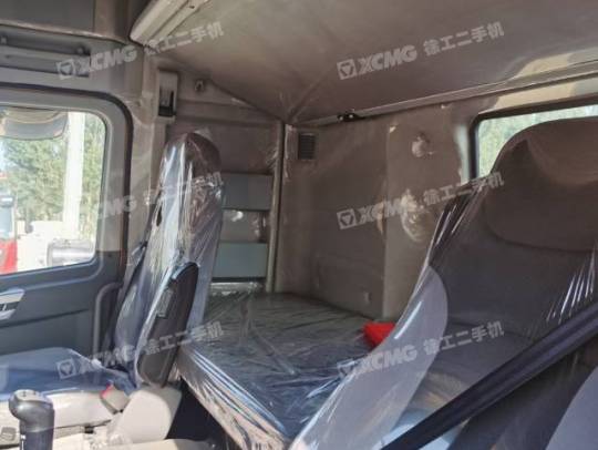 徐工LEFW252L牵引车(国Ⅵ)