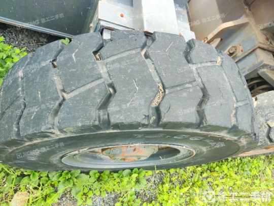 徐工GKS38直臂式高空作业平台