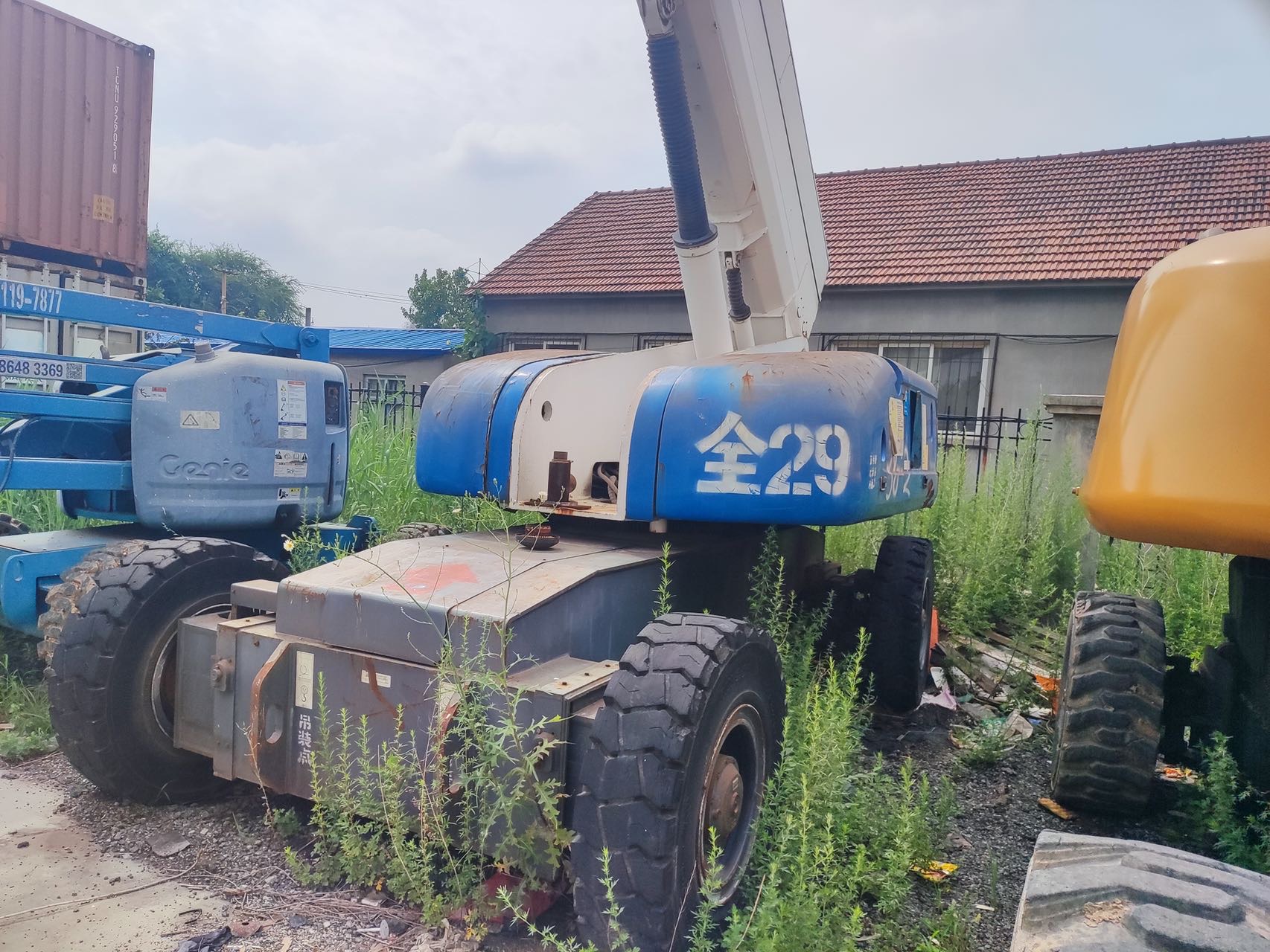 徐工GKS38直臂式高空作业平台