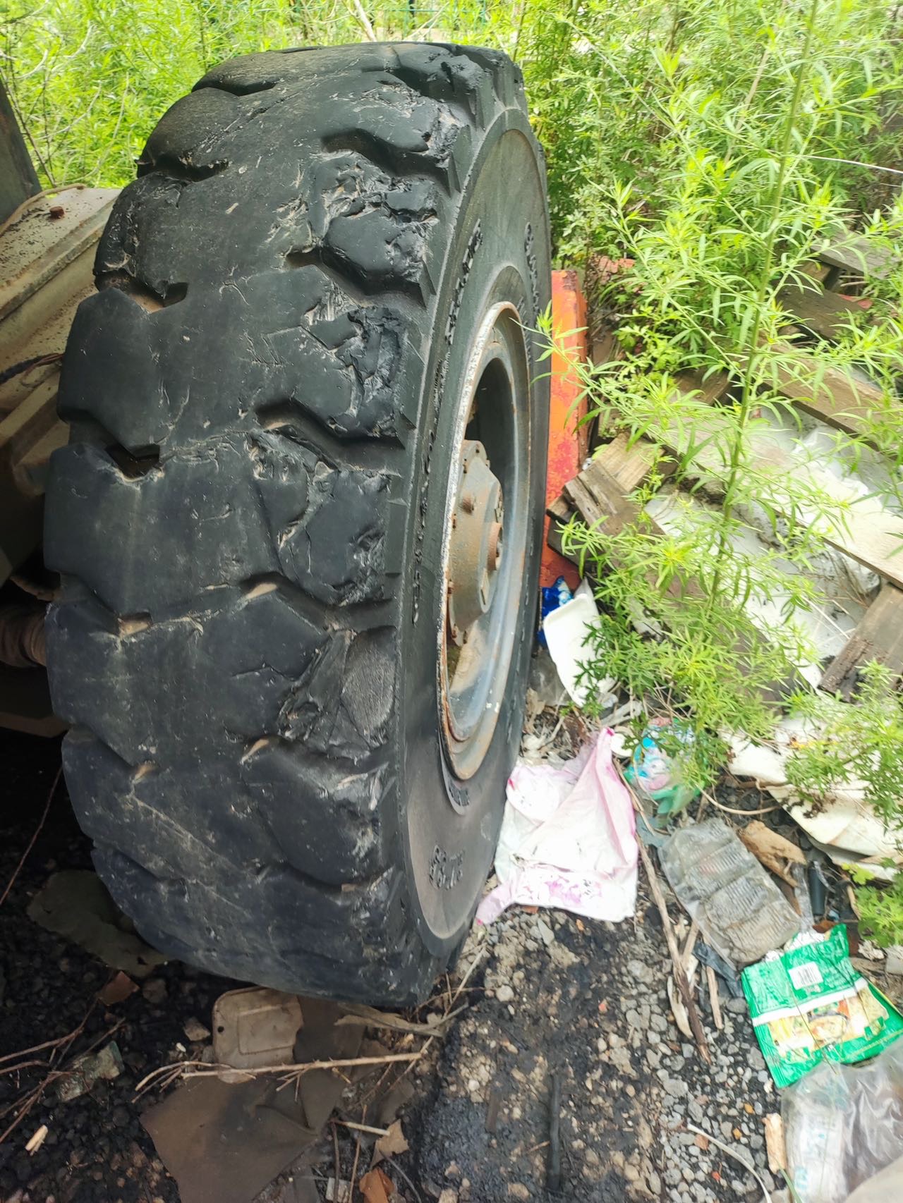 徐工GKS38直臂式高空作业平台