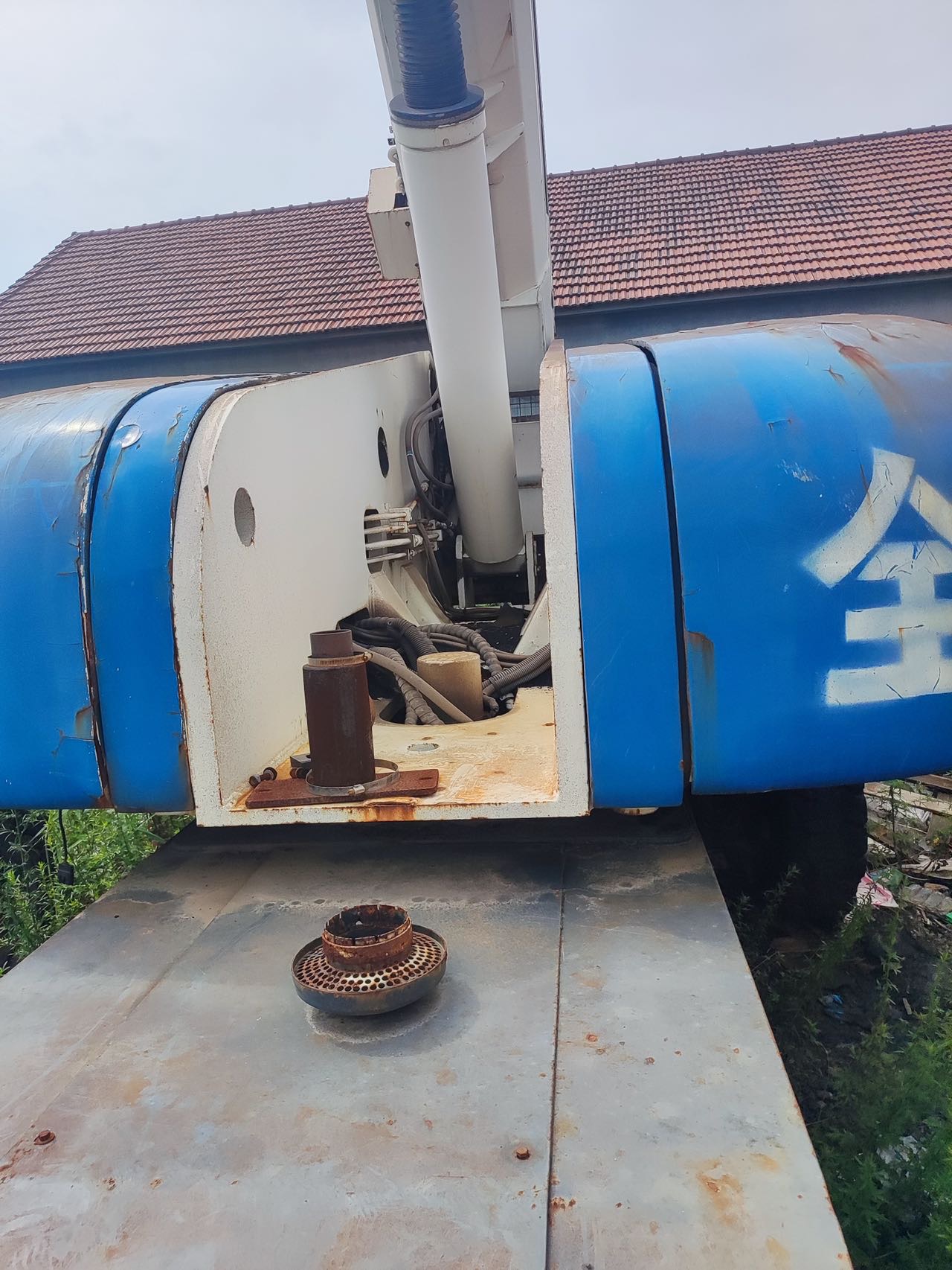 徐工GKS38直臂式高空作业平台