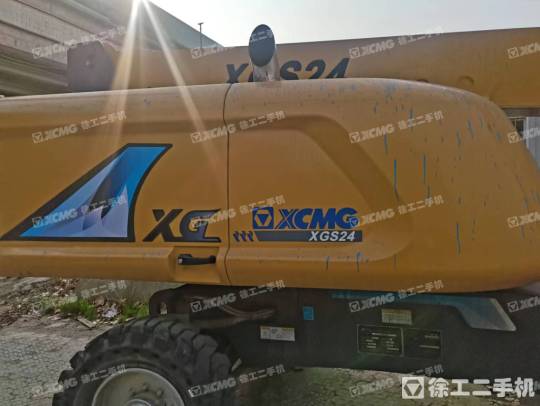 徐工XGS24直臂式高空作业平台