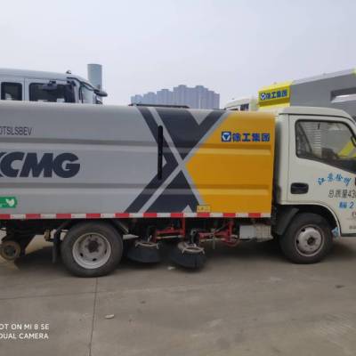 徐工XZJ5040TSLSBEV扫路车