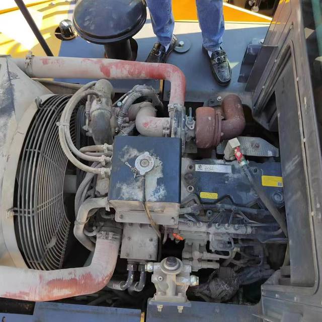 徐工XP303S轮胎压路机(30吨胶轮)