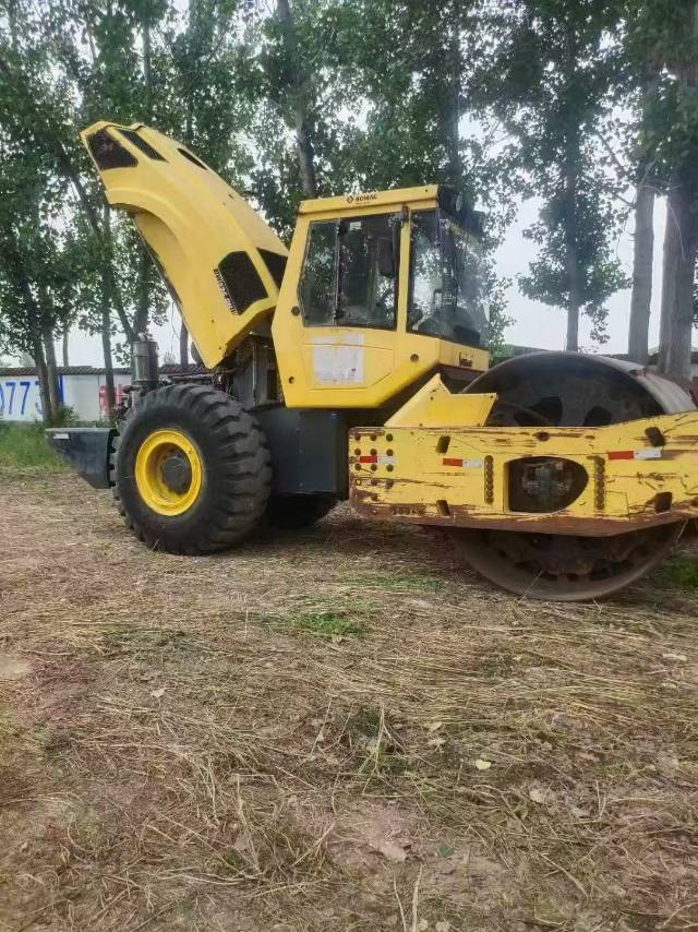 宝马格BW226DH-4单钢轮压路机