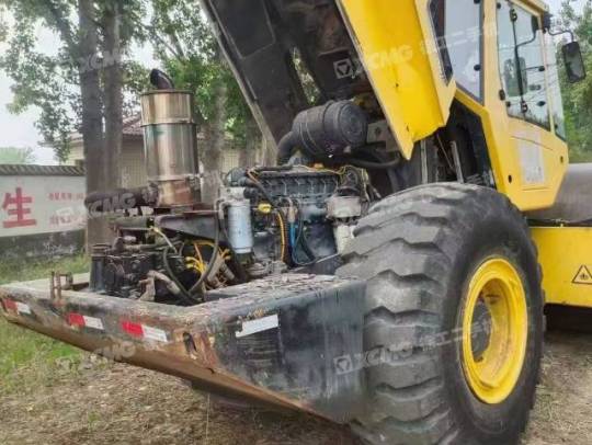 宝马格BW226DH-4单钢轮压路机