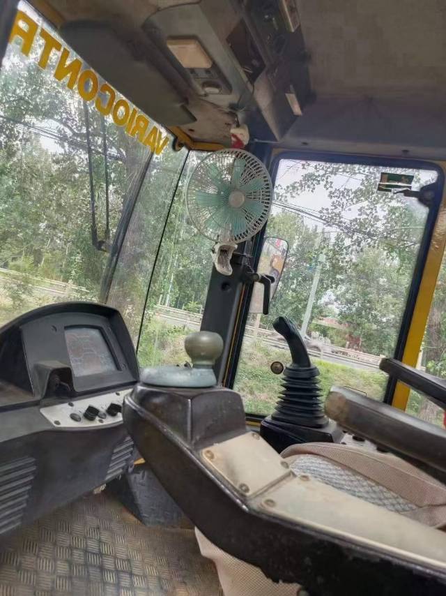 宝马格BW226DH-4单钢轮压路机