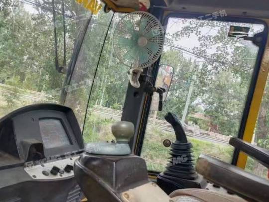 宝马格BW226DH-4单钢轮压路机