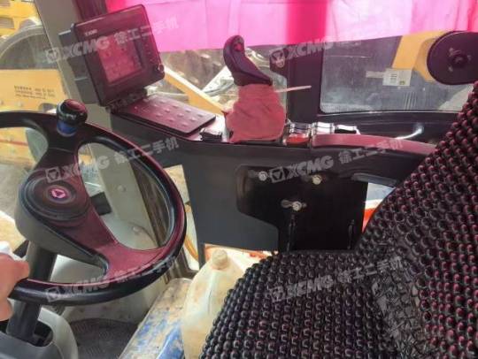 徐工XS365单钢轮压路机