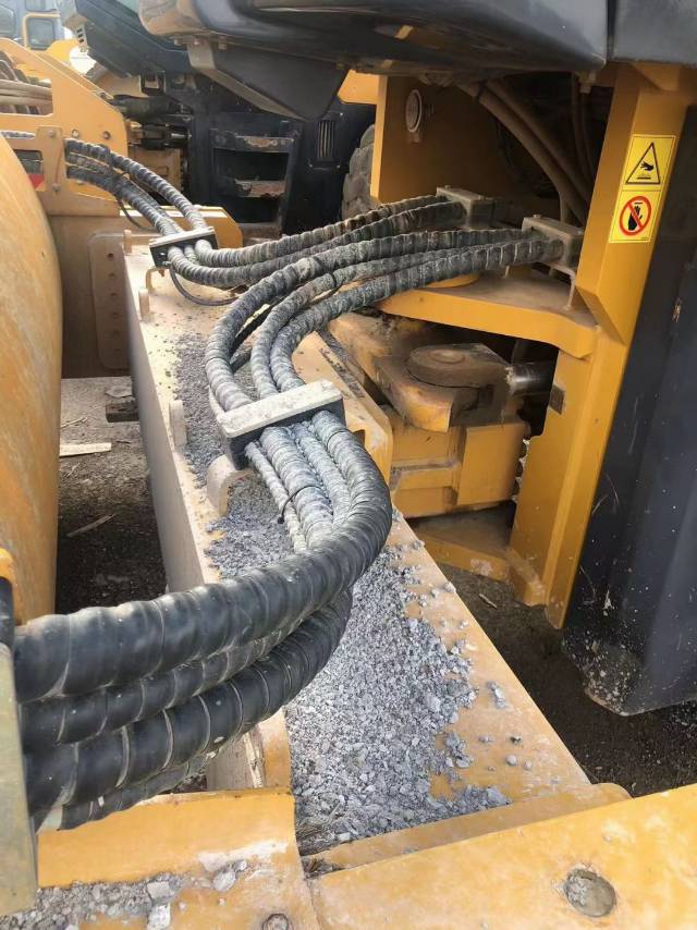 徐工XS365单钢轮压路机