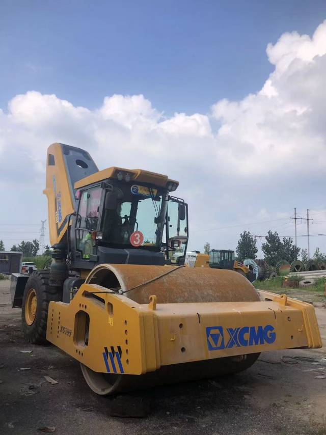 徐工XS365单钢轮压路机