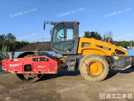 三一重工SSR200单钢轮压路机