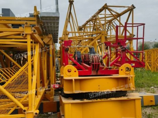 徐工APC--6013-6塔式起重机