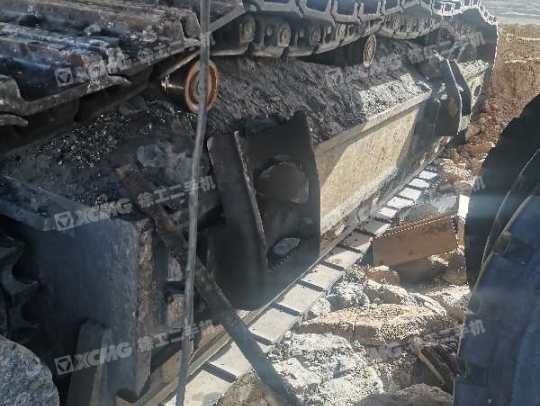 徐工XE950D履带式挖掘机