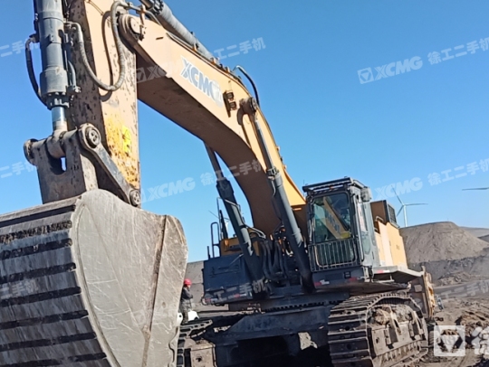 徐工XE950D履带式挖掘机