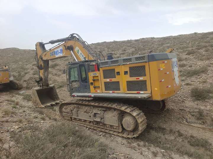 徐工XE750G履带式挖掘机