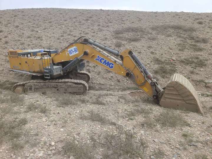 徐工XE950GA履带式挖掘机