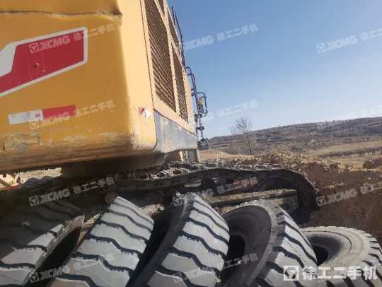 徐工XE950D履带式挖掘机