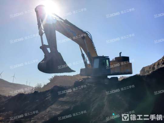 徐工XE950D履带式挖掘机