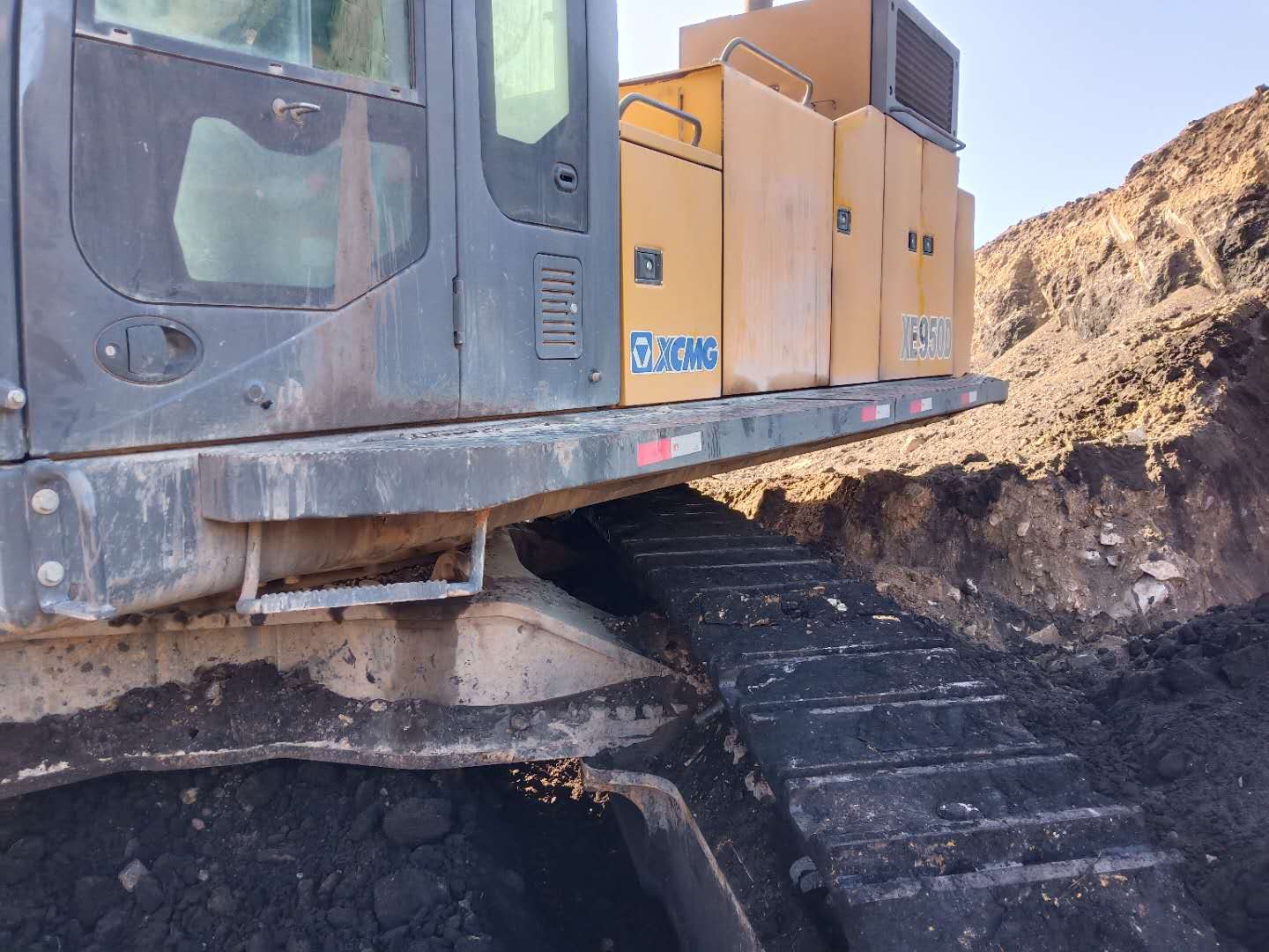 徐工XE950D履带式挖掘机