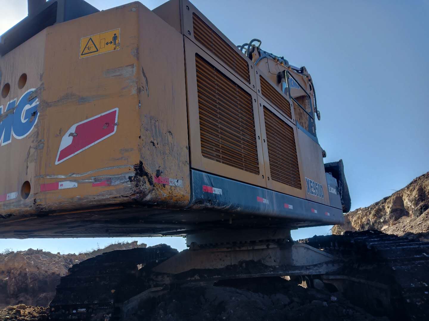 徐工XE950D履带式挖掘机