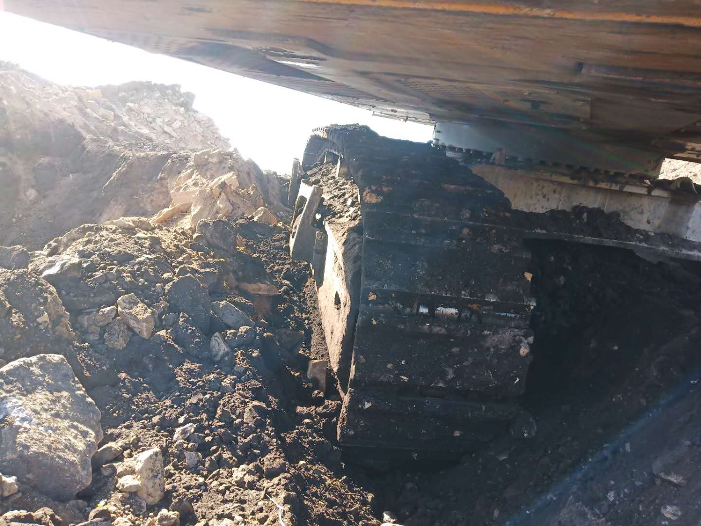 徐工XE950D履带式挖掘机