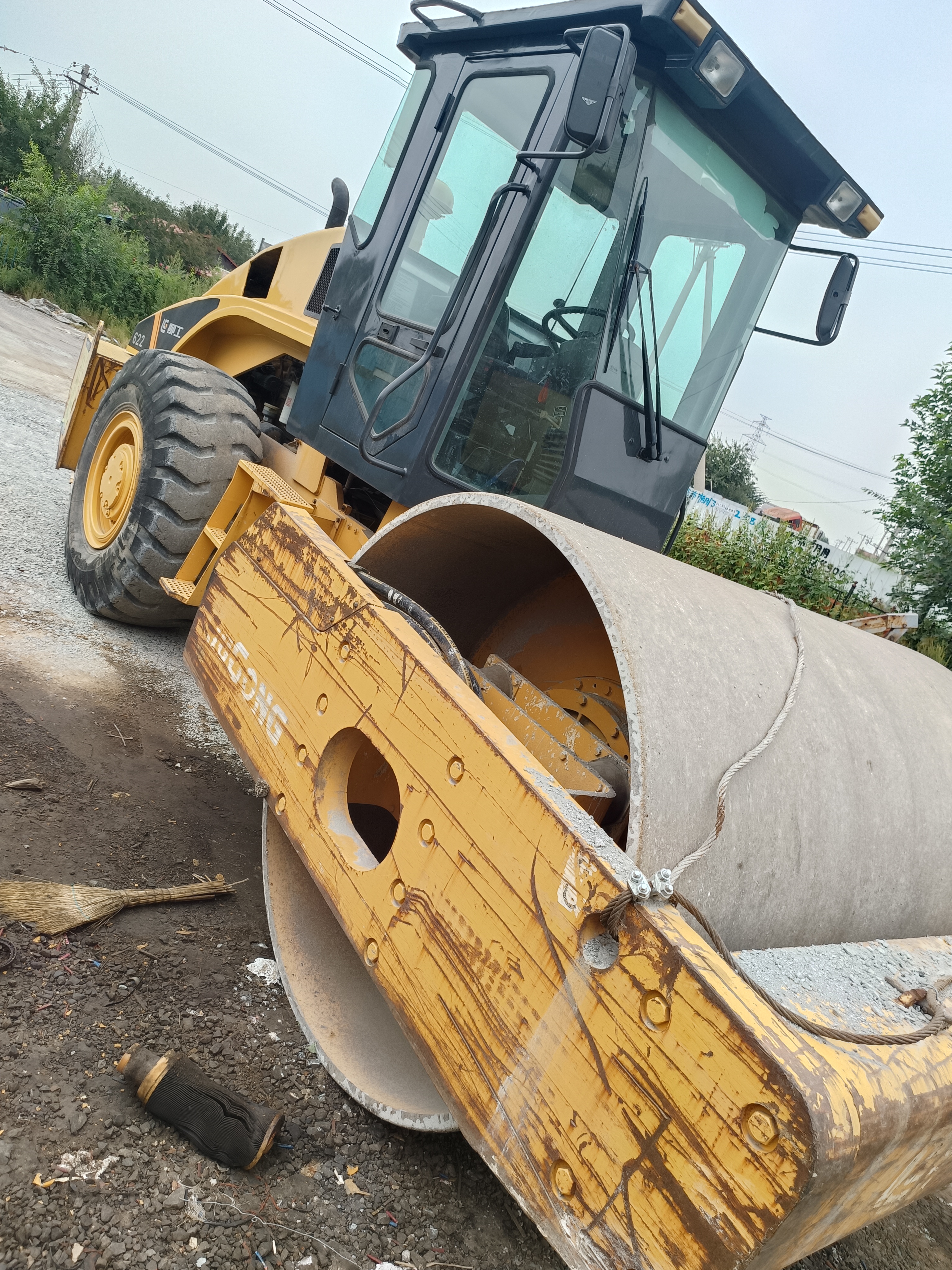 柳工622机械振动单钢轮压路机