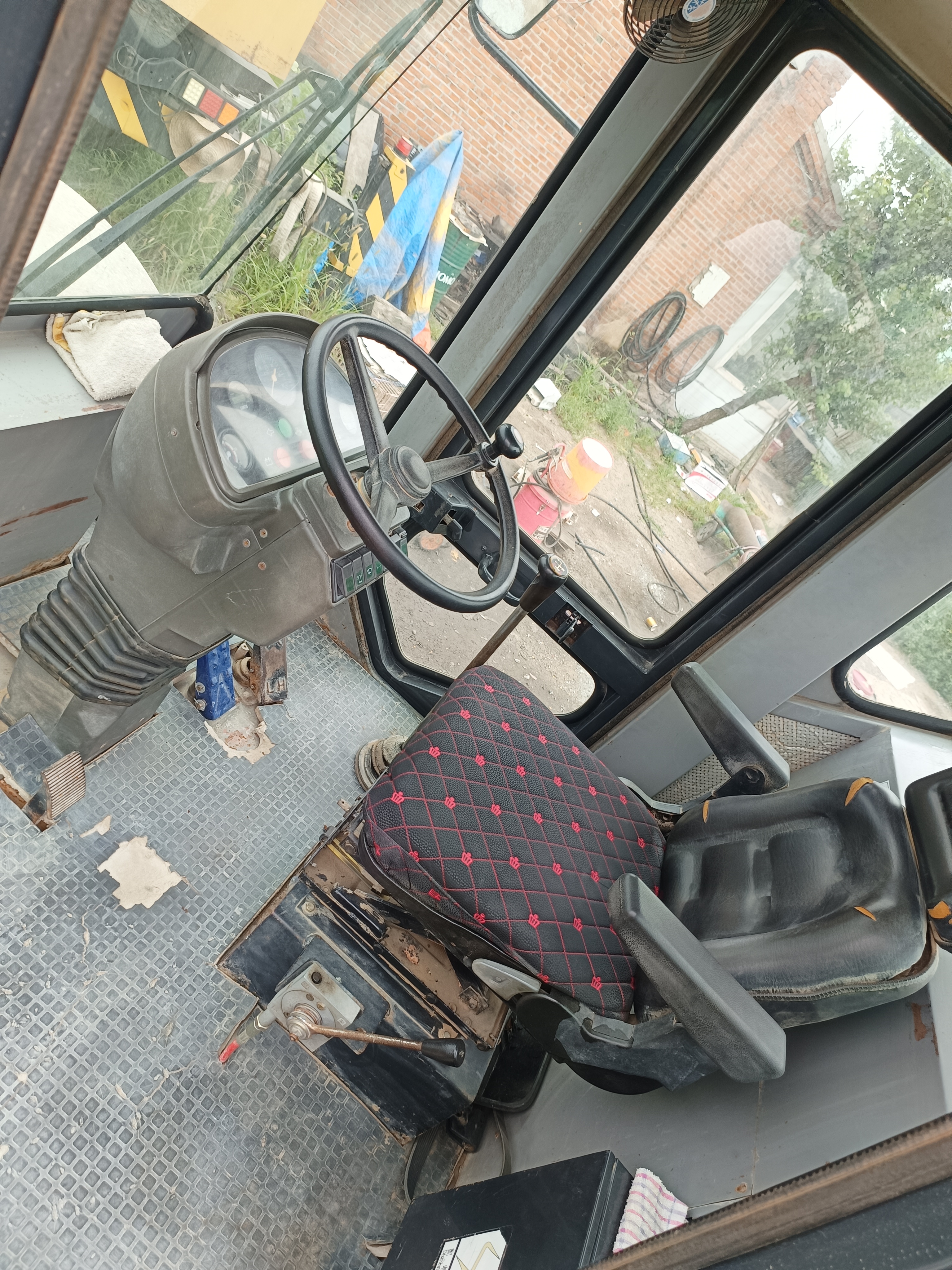 柳工622机械振动单钢轮压路机