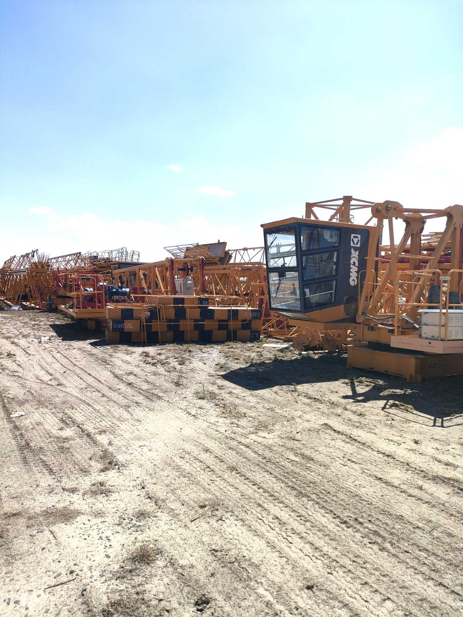 徐工XGT6015-8S塔式起重机