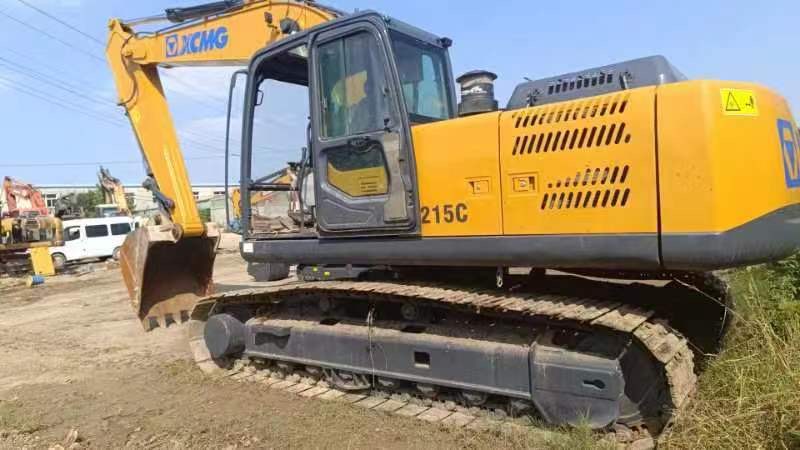 徐工XE215CA履带式挖掘机