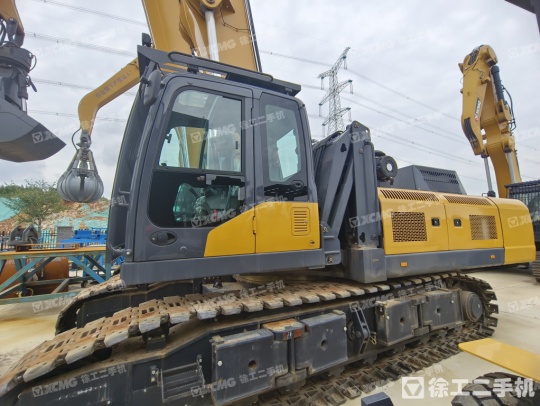 徐工XMH70C抓料机履带式挖掘机